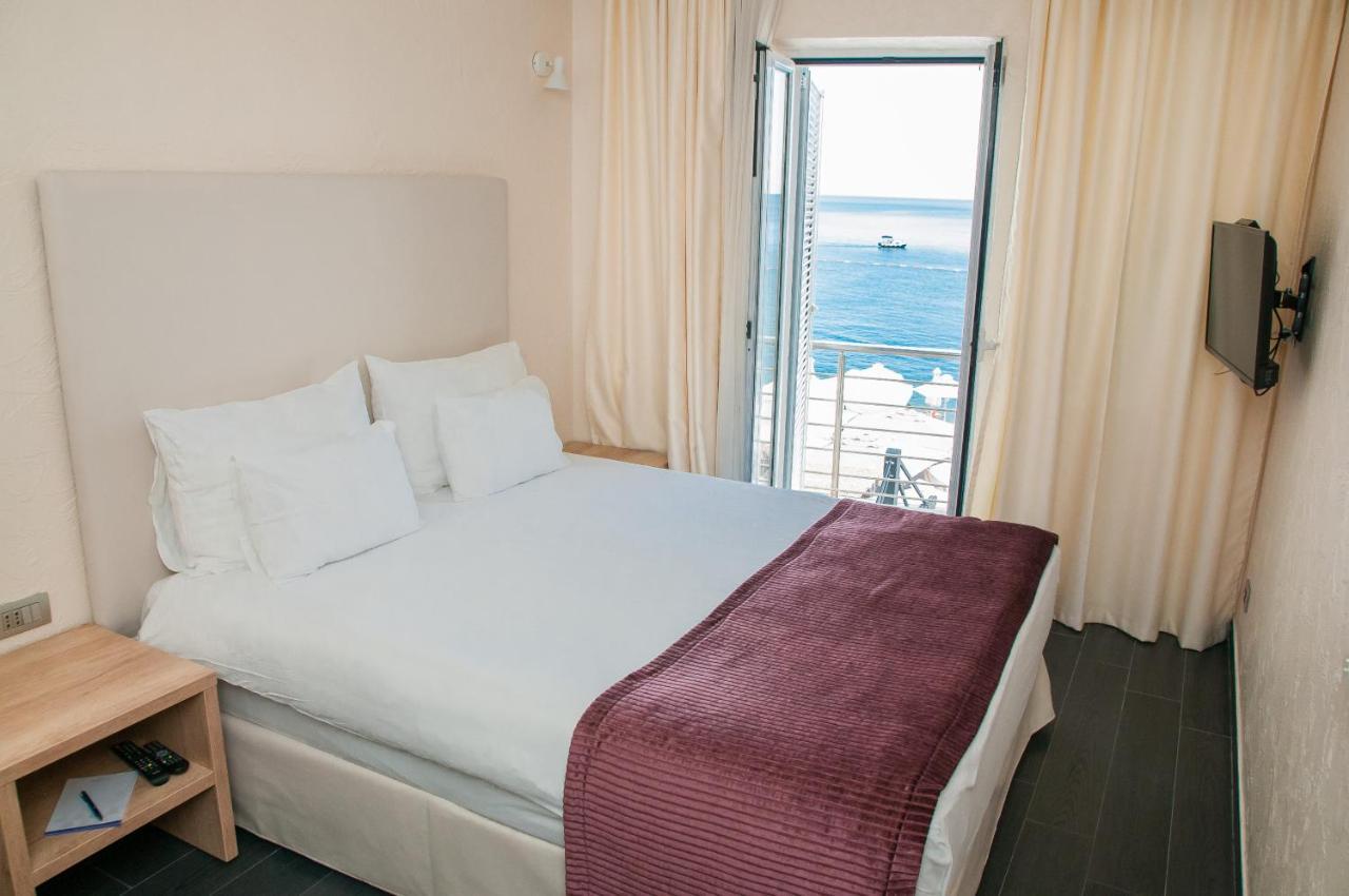 Hotel Astoria Budva Bagian luar foto