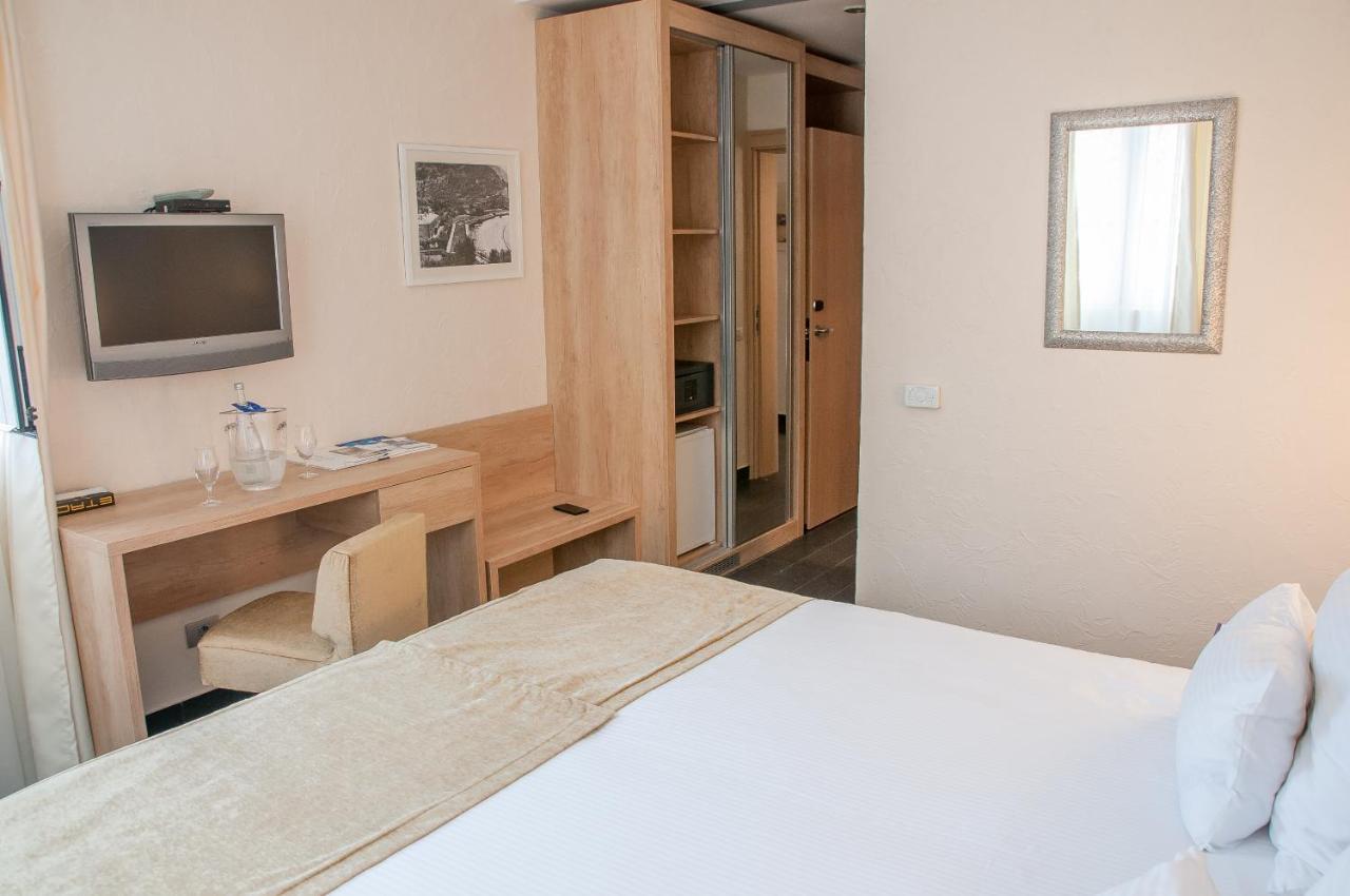 Hotel Astoria Budva Bagian luar foto