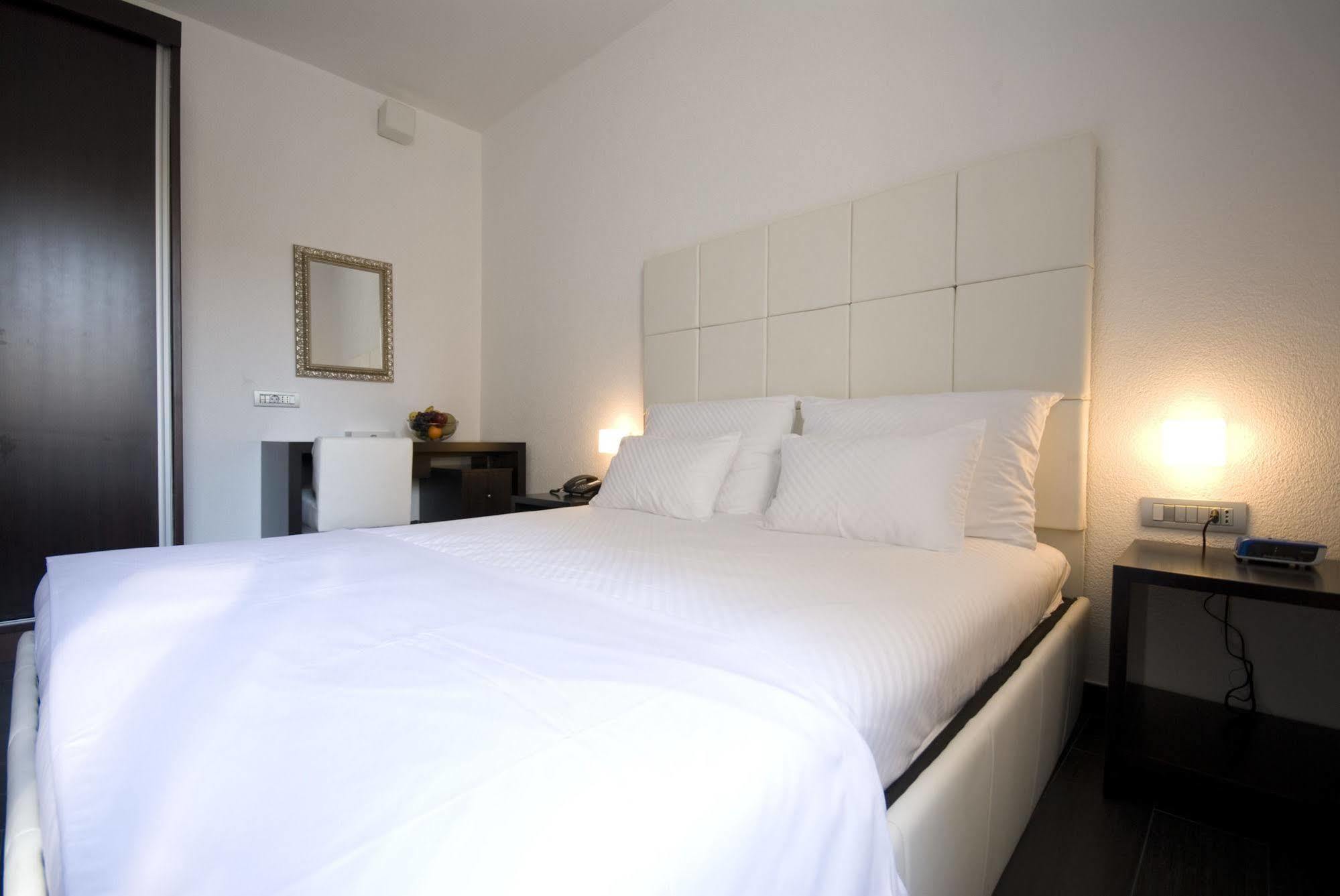 Hotel Astoria Budva Bagian luar foto